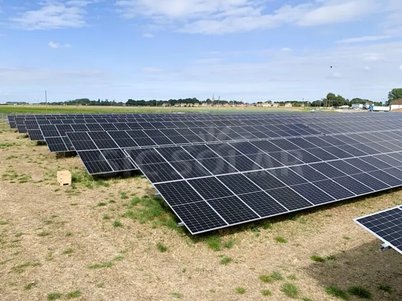 英国の1.5MW炭素鋼太陽光地上支援システム