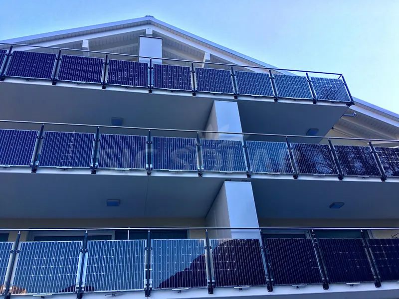 ギリシャの 15KW 調整可能なソーラー システム ブラケット