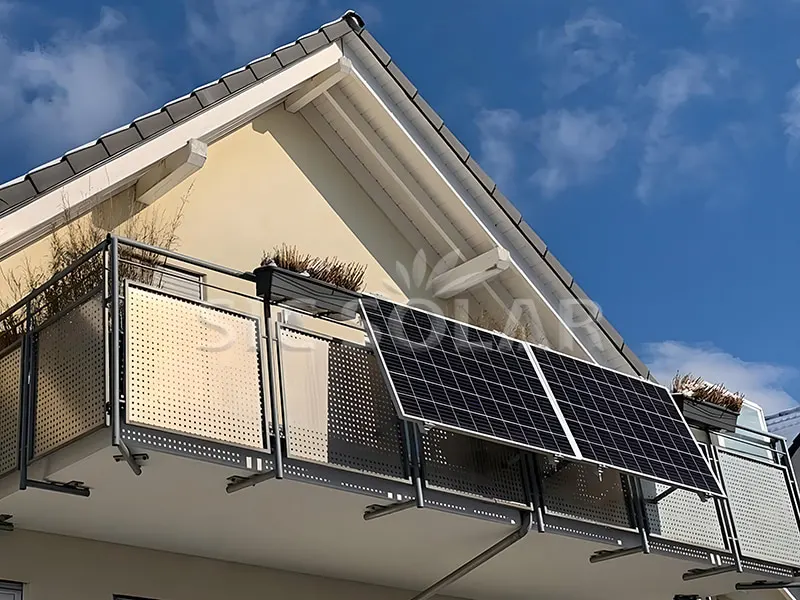 イタリアの1KW家庭用ソーラーパネルバルコニーブラケット